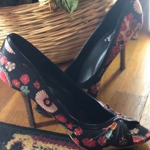 Black Floral Peek Toe Heels